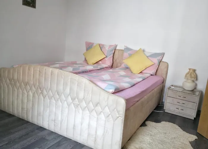 Flonta شقة مِتفايدا